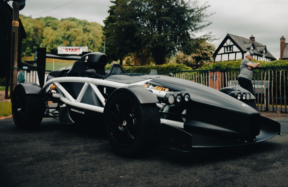 jazda Ariel Atom